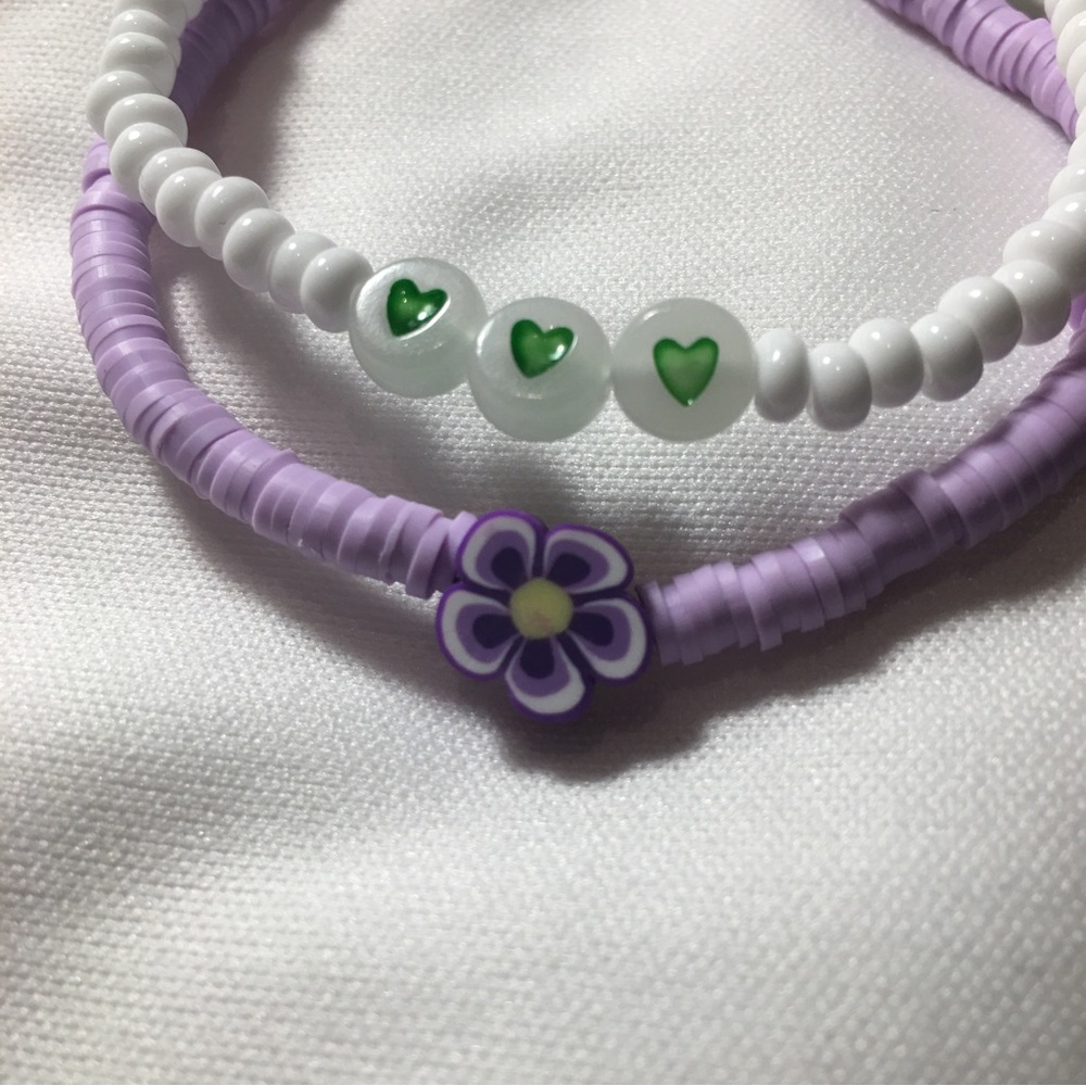 🌸 Stretchy Bracelet - Picture 2 of 4